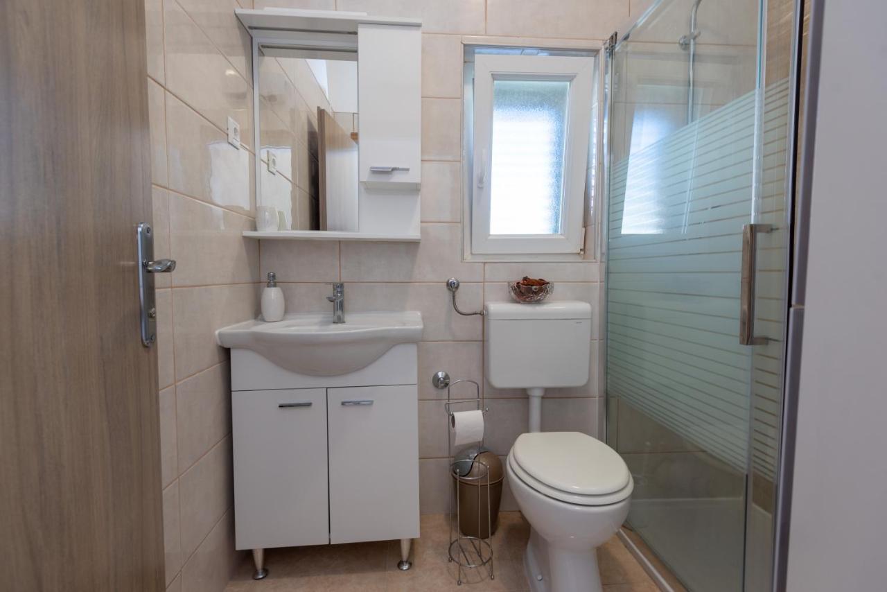 Apartman Tribunj Tribalj Exterior foto
